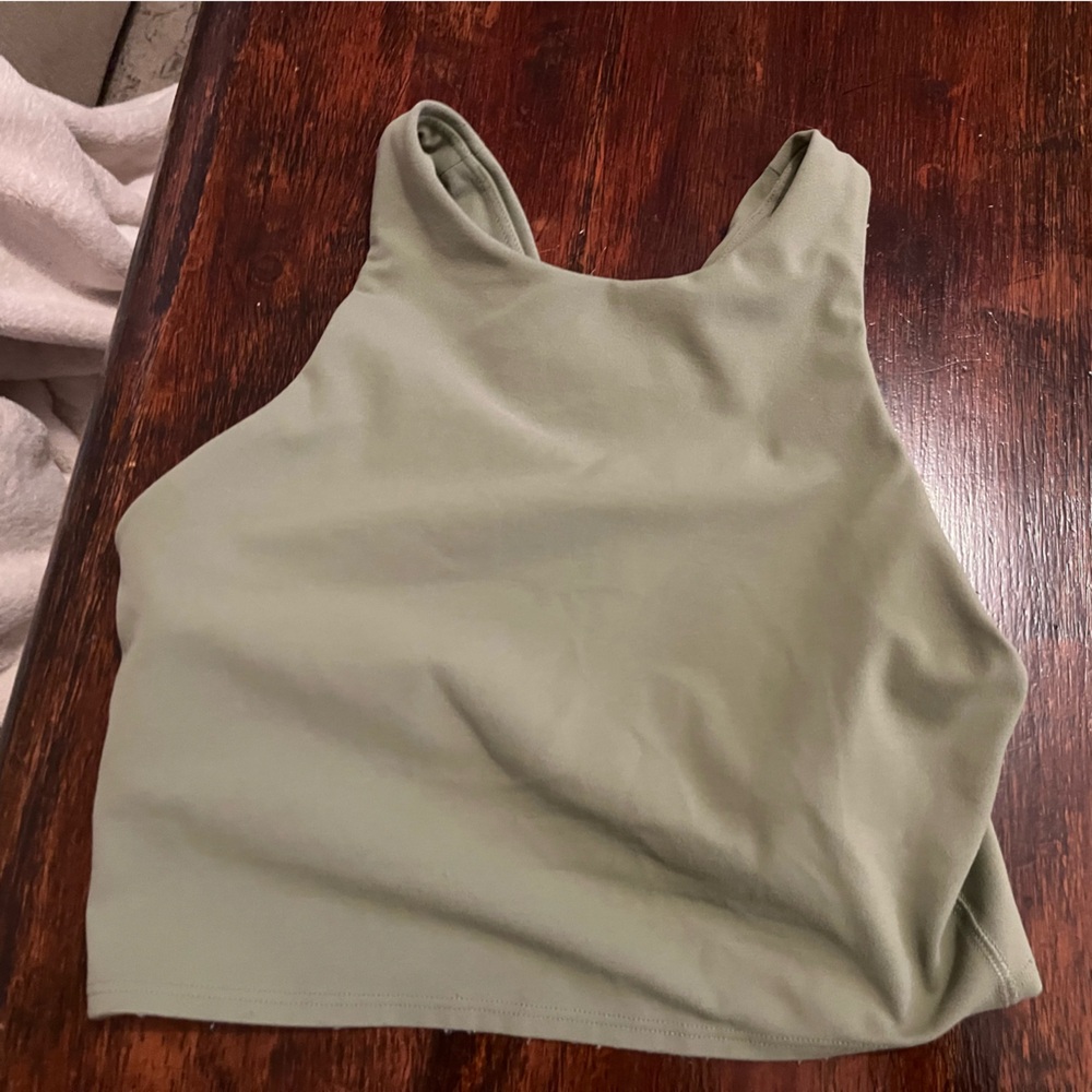 Athleta Women’s Sports Bra 
Conscious Crop Bra A-C
XS | Eucalyptus Olive